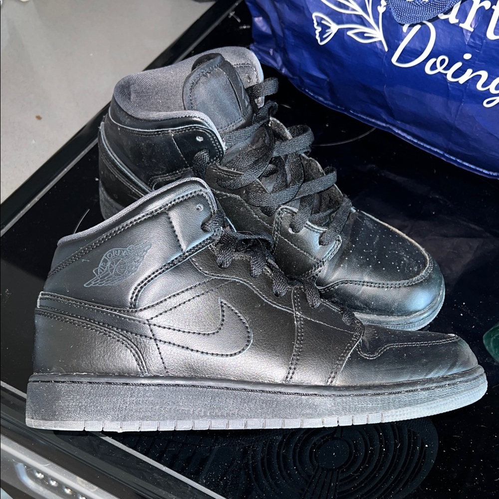 Nike Black Mid Sneakers Air Jordans
